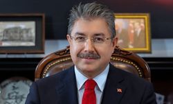 Dr. Erdinç Yılmaz Kimdir? Hayatı, Kariyeri ve Biyografisi