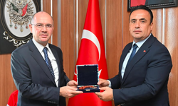 Vali Serdengeçti'den Böcekli Belediyesi'ne Ziyaret