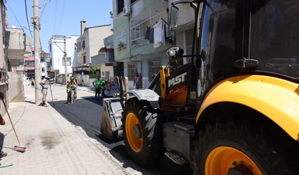 Akdeniz Belediyesi Yol ve Kaldırım Yenileme Çalışmasında